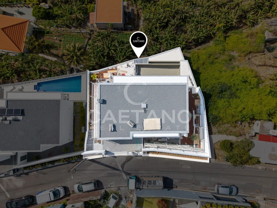 Moradia T4 para Venda em Ribeira Brava Foto 10