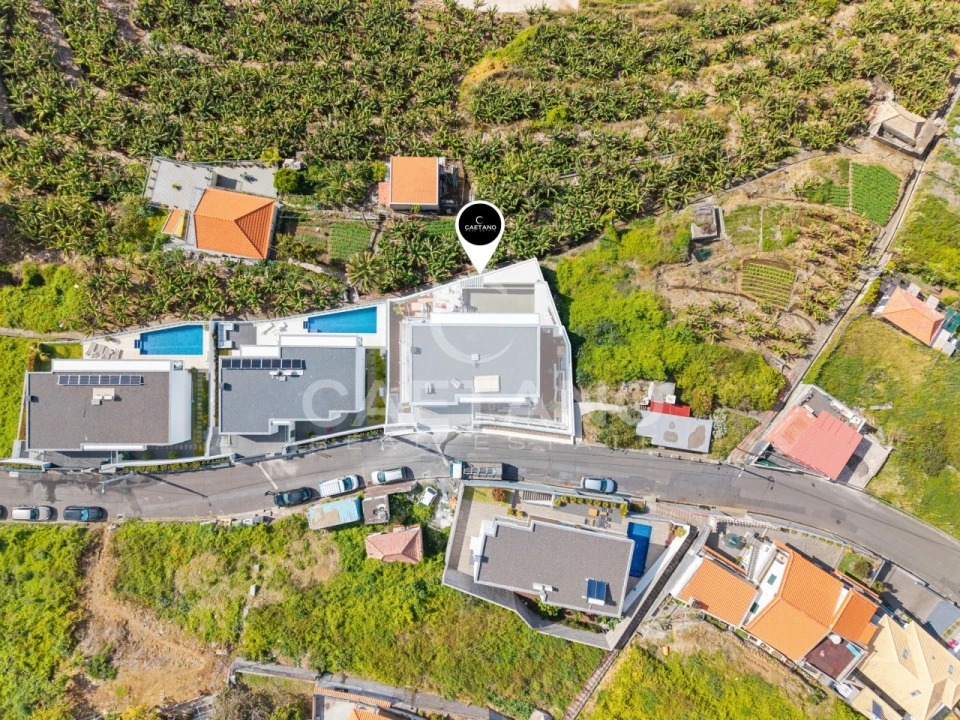 Moradia T4 para Venda em Ribeira Brava Foto 12