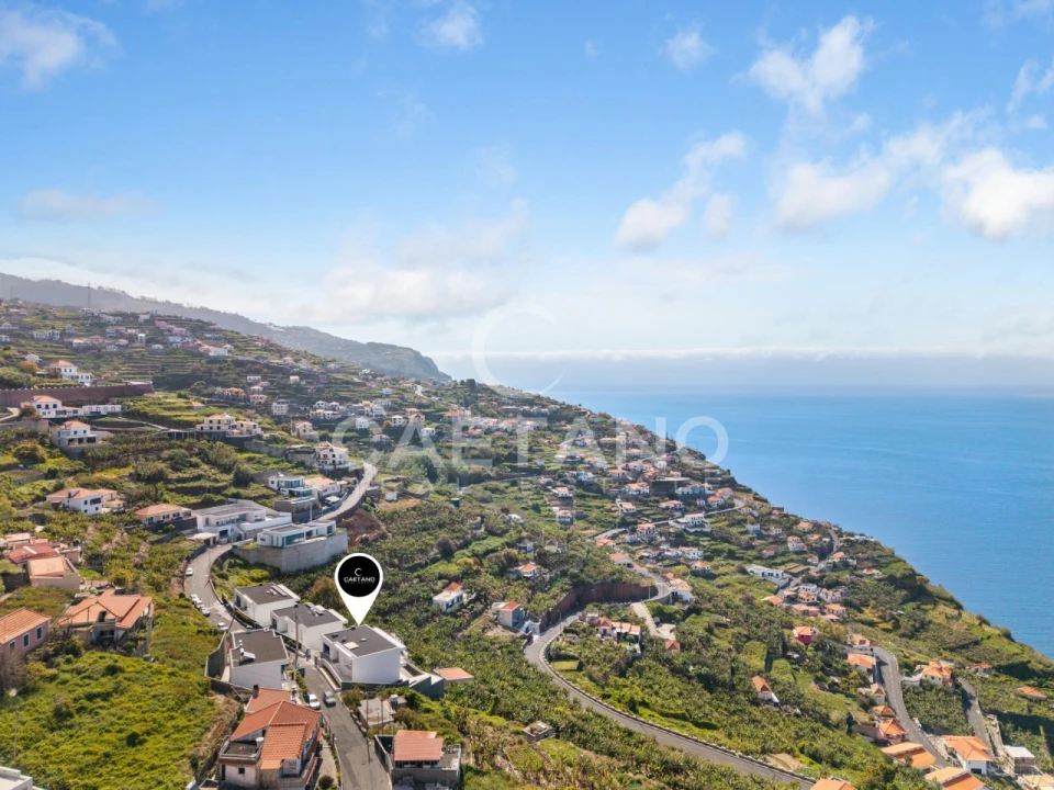 Moradia T4 para Venda em Ribeira Brava Foto 13