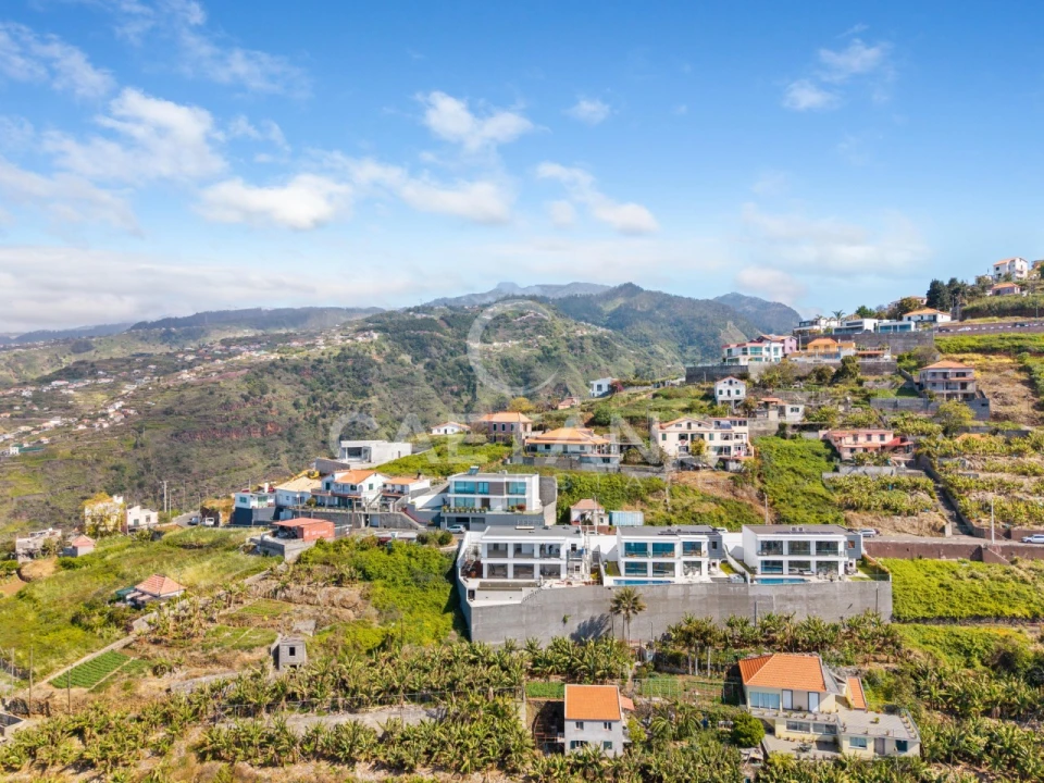 Moradia T4 para Venda em Ribeira Brava Foto 15
