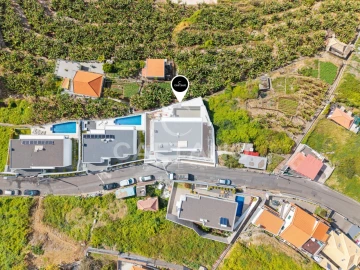 Moradia T4 para Venda em Ribeira Brava