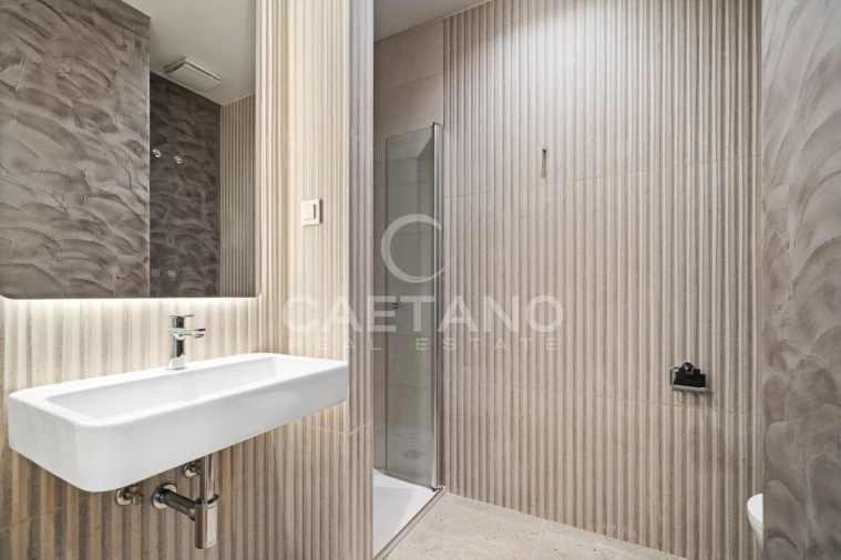 Apartamento T2 para Venda em São Martinho Foto 11
