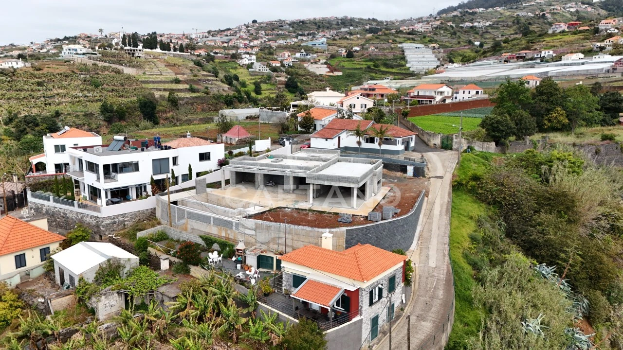 Moradia T3 para Venda em Ponta do Sol Foto 14
