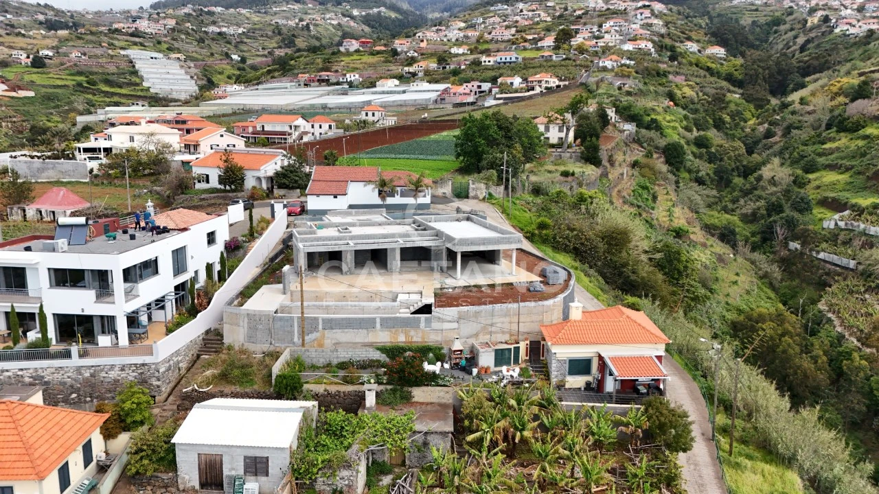 Moradia T3 para Venda em Ponta do Sol Foto 17