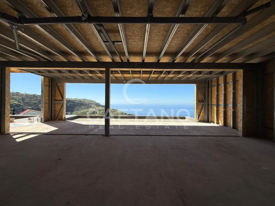 Moradia T3 para Venda em Fajã da Ovelha Foto 1