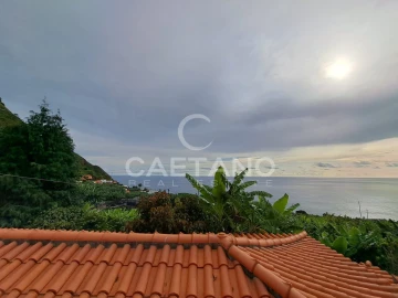 Terreno para Venda em Arco da Calheta