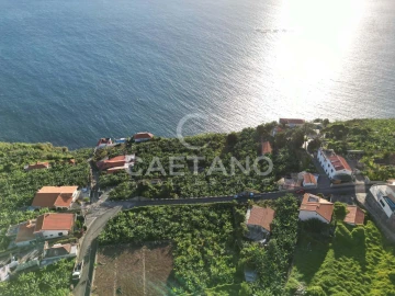 Terreno para Venda em Arco da Calheta