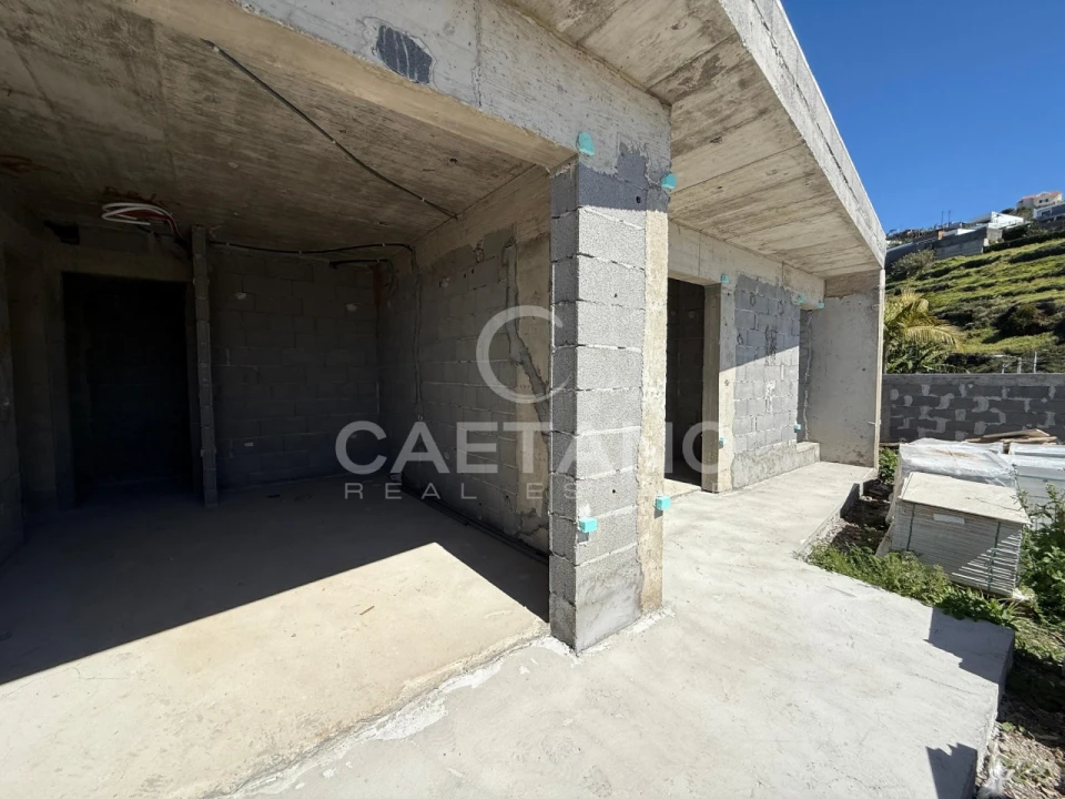 Moradia T3 para Venda em Estreito da Calheta Foto 15