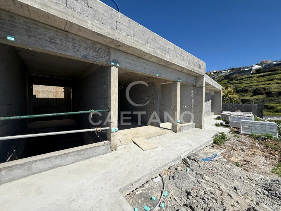 Moradia T3 para Venda em Estreito da Calheta Foto 19