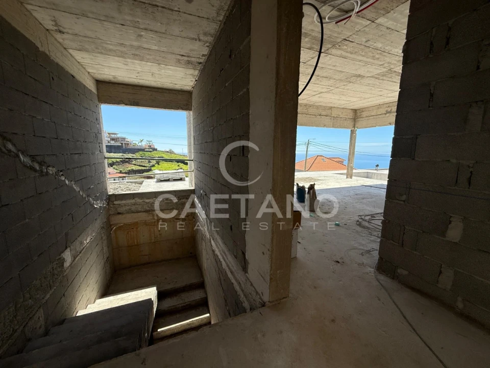 Moradia T3 para Venda em Estreito da Calheta Foto 12