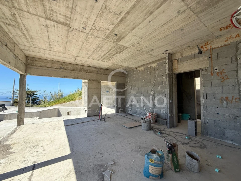 Moradia T3 para Venda em Estreito da Calheta Foto 24