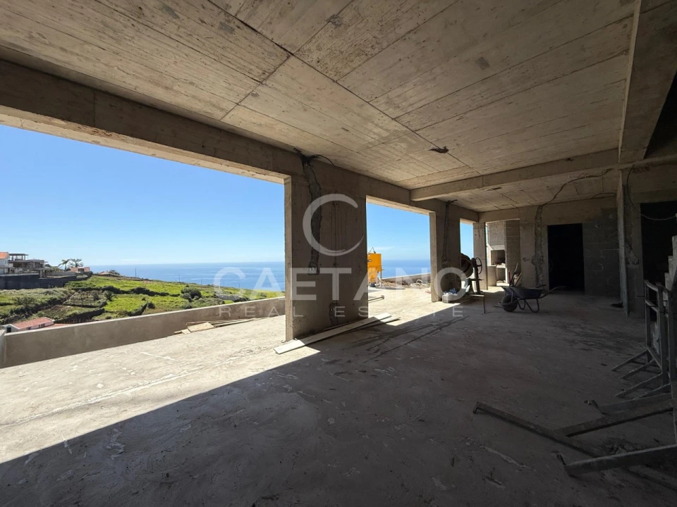 Moradia T3 para Venda em Estreito da Calheta Foto 13