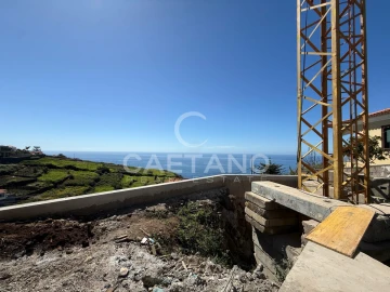 Moradia T3 para Venda em Estreito da Calheta