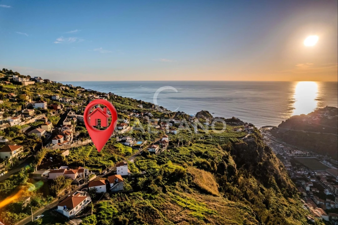 Moradia T4 para Venda em Ribeira Brava Foto 15
