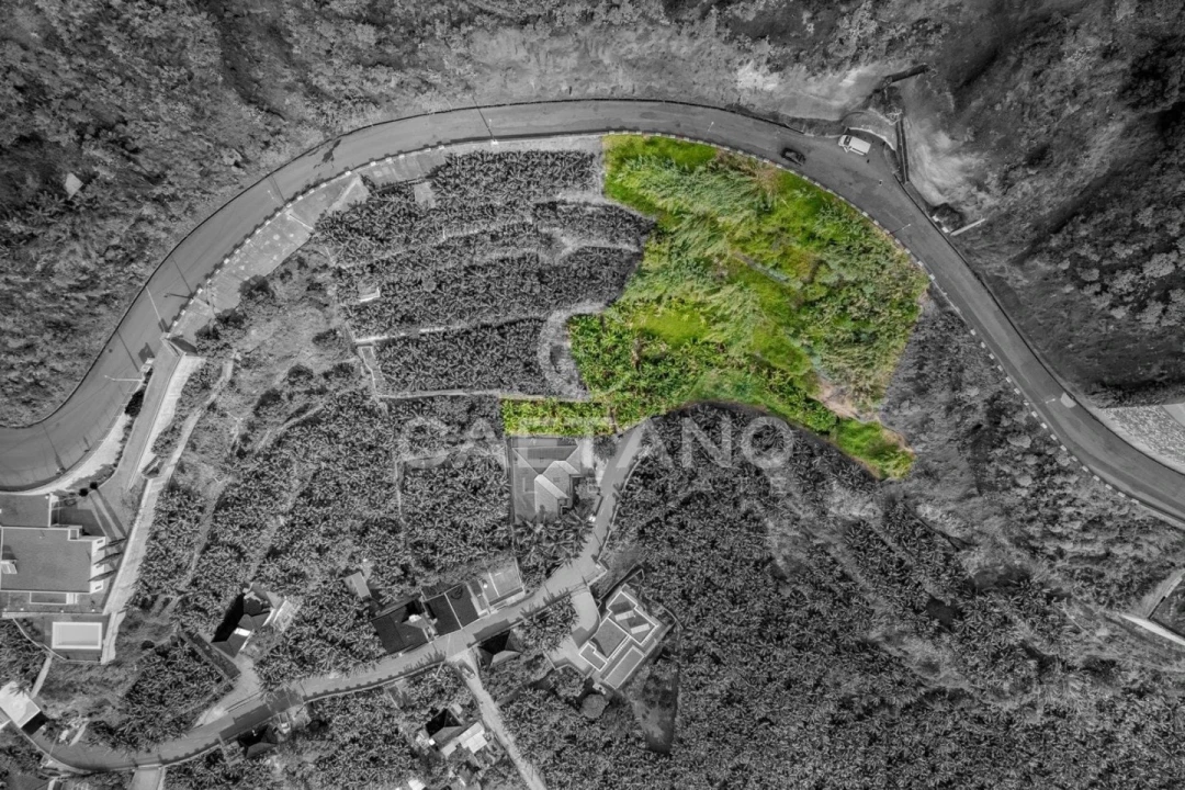 Terreno para Venda em Calheta Foto 2