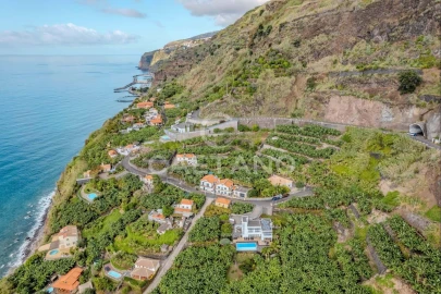 Terreno para Venda em Calheta