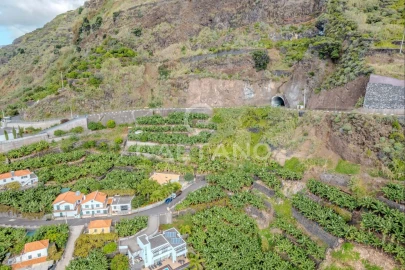 Terreno para Venda em Calheta