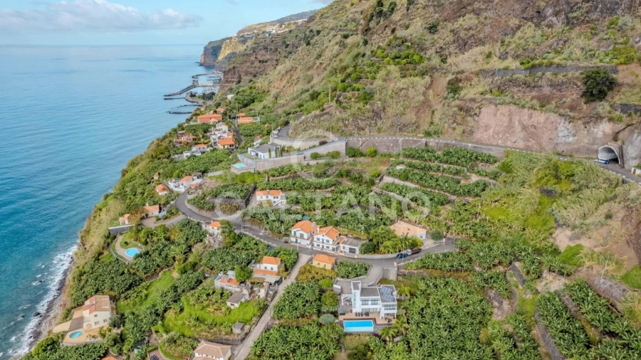 Terreno para Venda em Calheta