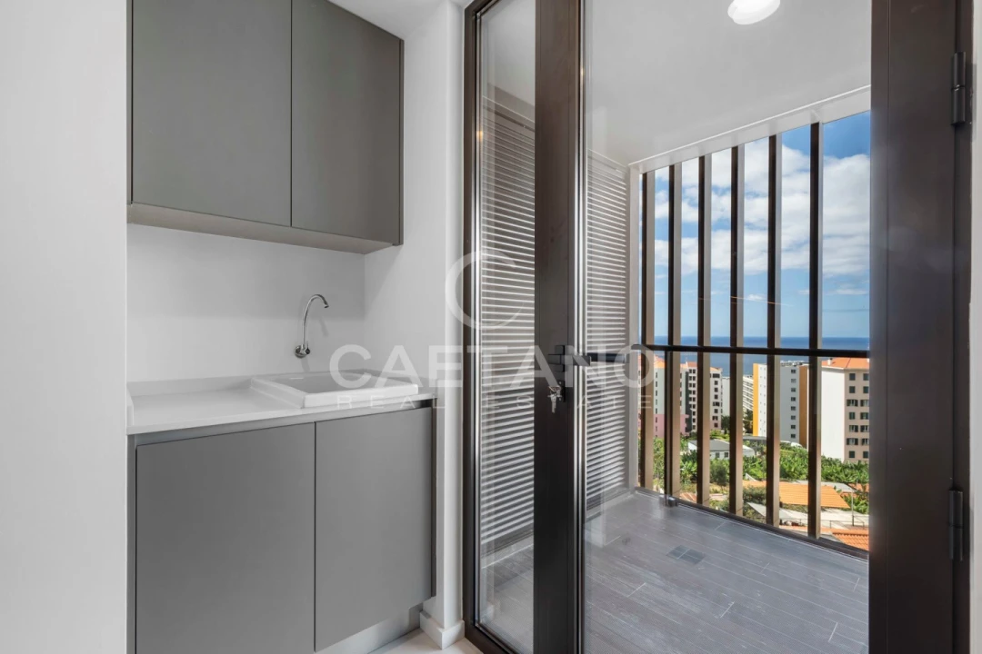 Apartamento T2 para Venda em São Martinho Foto 13