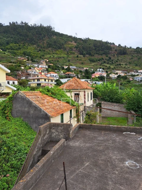 Terreno para Venda em Arco da Calheta