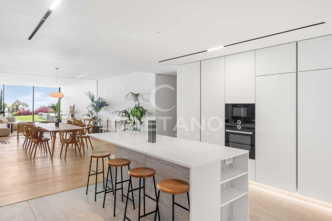 Apartamento T2 para Venda em São Martinho Foto 8