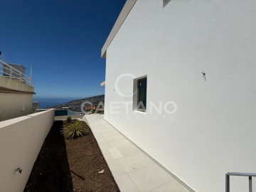 Moradia T2 para Venda em Arco da Calheta