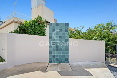 Moradia T2 para Venda em Arco da Calheta