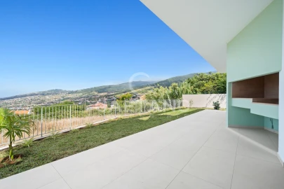 Moradia T2 para Venda em Arco da Calheta