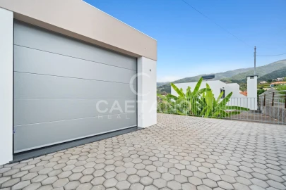 Moradia T2 para Venda em Arco da Calheta