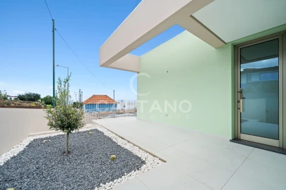 Moradia T2 para Venda em Arco da Calheta