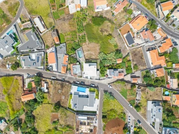 Moradia T2 para Venda em Arco da Calheta