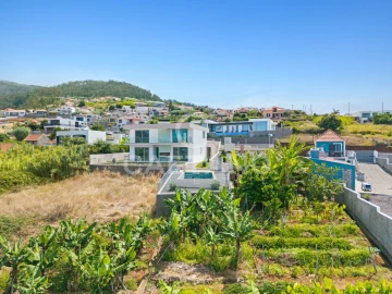 Moradia T2 para Venda em Arco da Calheta