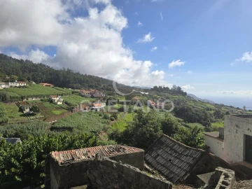 Terreno para Venda em Canhas