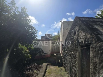 Terreno para Venda em Canhas