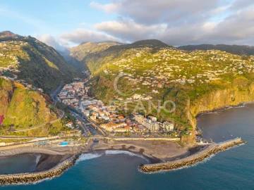 Terreno para Venda em Ribeira Brava