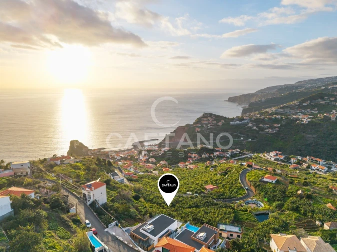 Terreno para Venda em Ribeira Brava