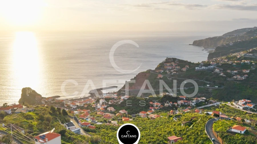 Terreno para Venda em Ribeira Brava