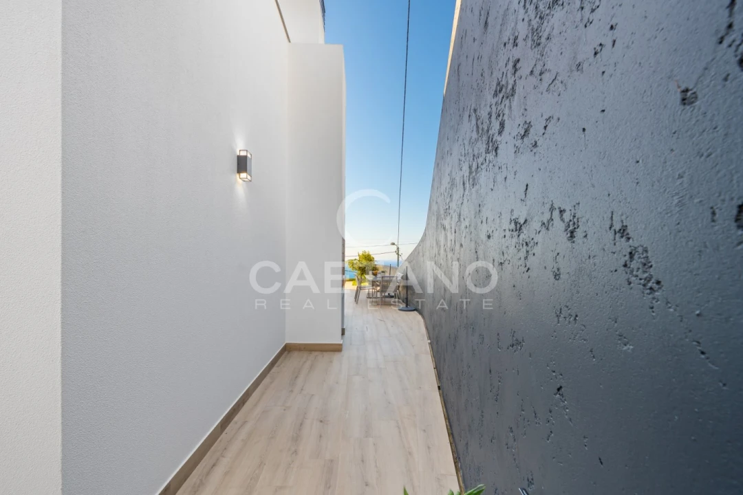 Moradia T3 para Venda em Arco da Calheta Foto 13