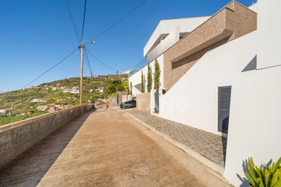 Moradia T3 para Venda em Arco da Calheta