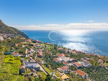 Moradia T3 para Venda em Arco da Calheta