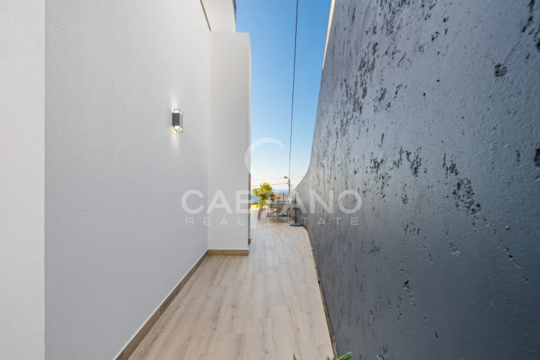 Moradia T3 para Venda em Arco da Calheta Foto 13