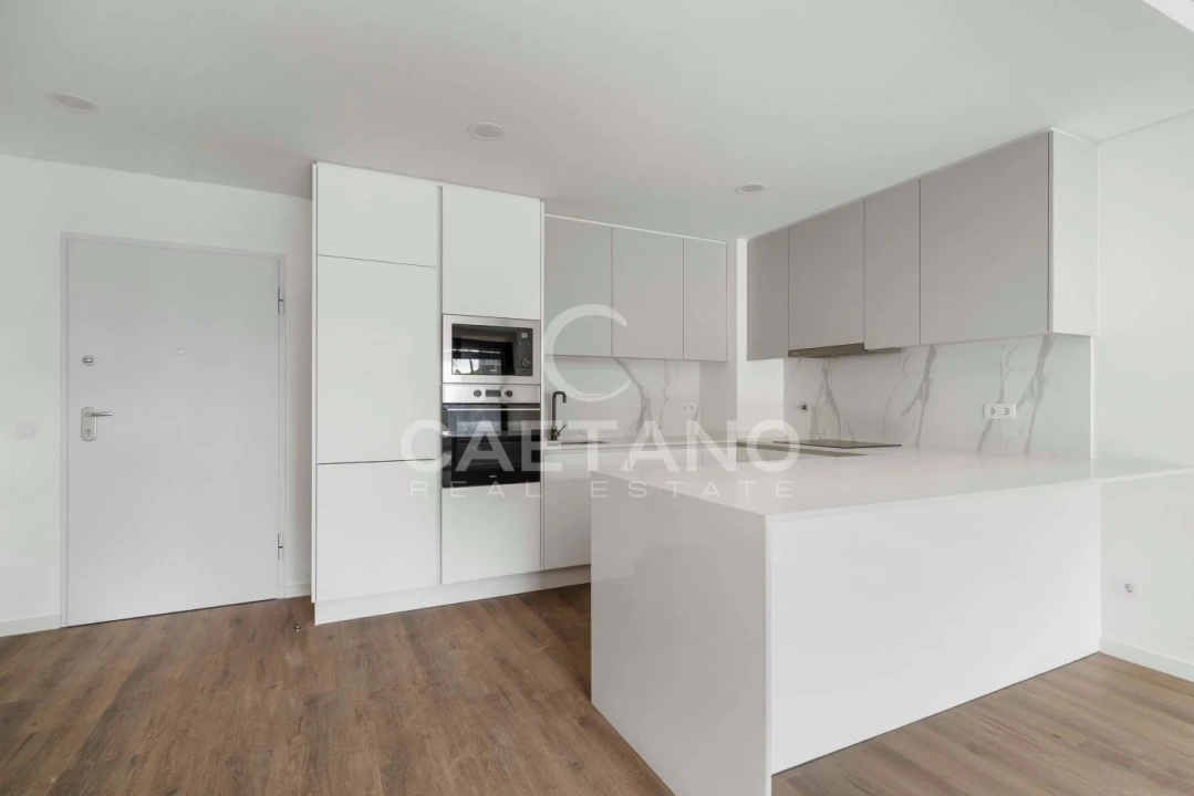 Apartamento T2 para Venda em São Martinho Foto 8