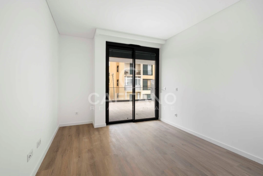 Apartamento T2 para Venda em São Martinho Foto 17