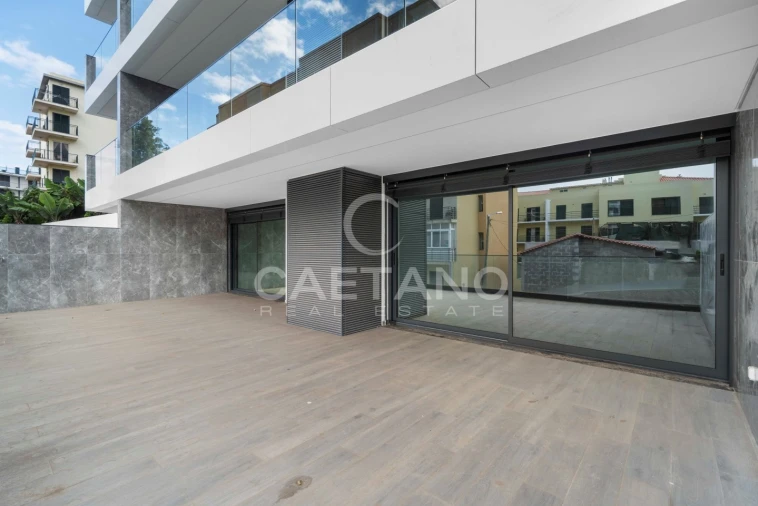 Apartamento T2 para Venda em São Martinho Foto 5