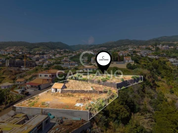 Terreno para Venda em Calheta