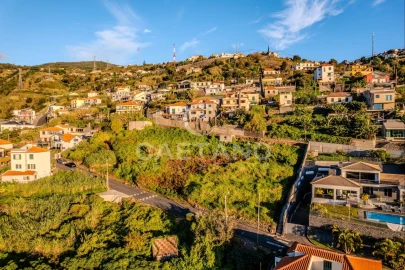 Moradia T4 para Venda em Ribeira Brava