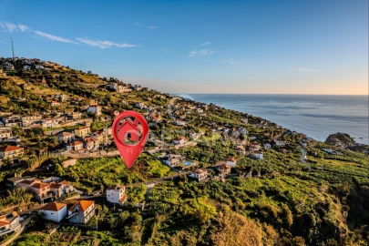 Moradia T4 para Venda em Ribeira Brava