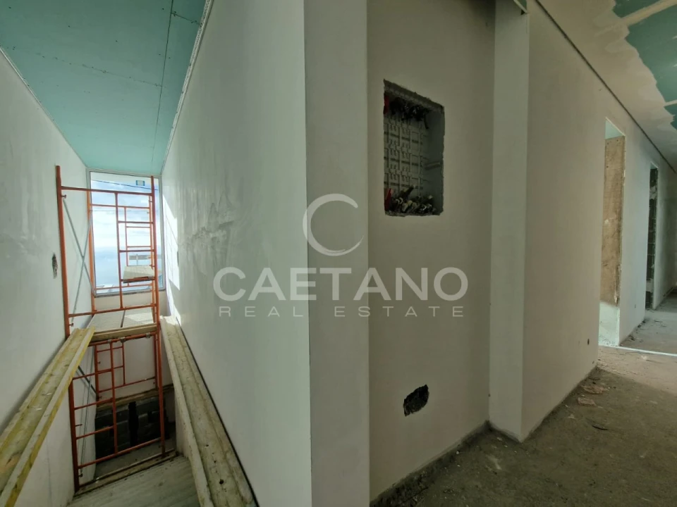 Moradia T3 para Venda em Arco da Calheta Foto 9