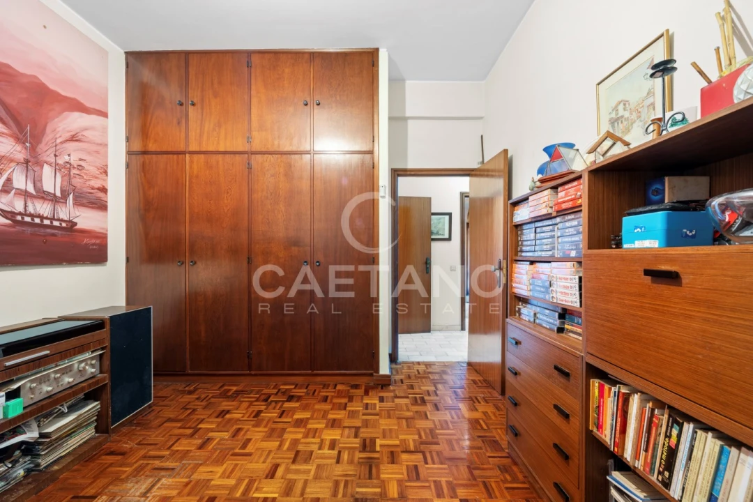 Moradia T5 para Venda em São Martinho Foto 46