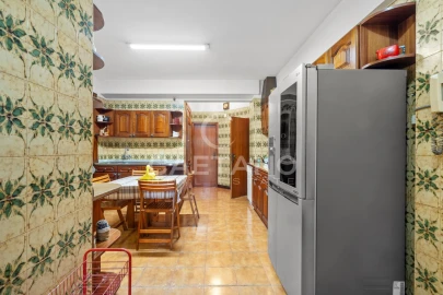 Moradia T5 para Venda em São Martinho
